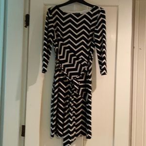 3/4 sleeve dress with belt build in.